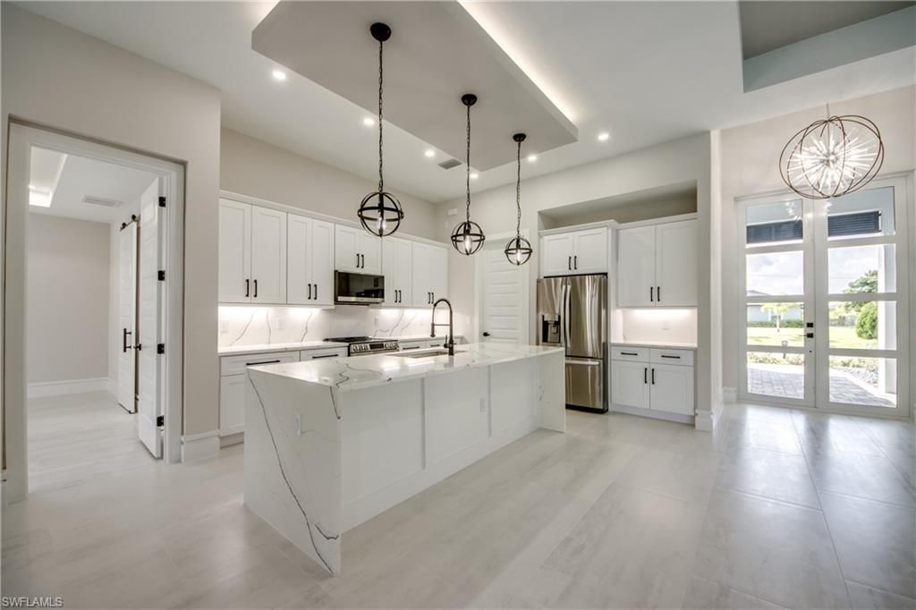 1429 NW 2nd St , Cape Coral, FL 33993 Photo
