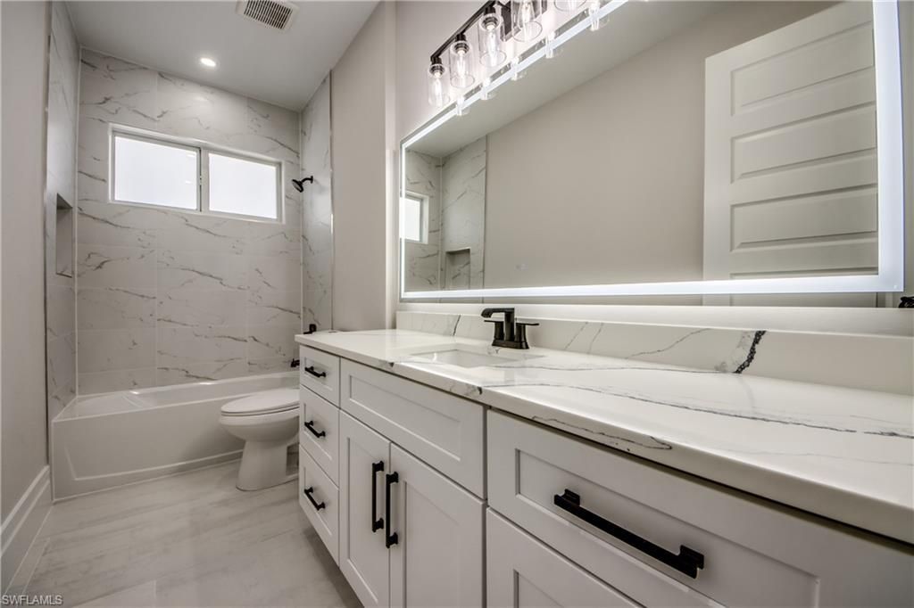 1429 NW 2nd St , Cape Coral, FL 33993 Photo