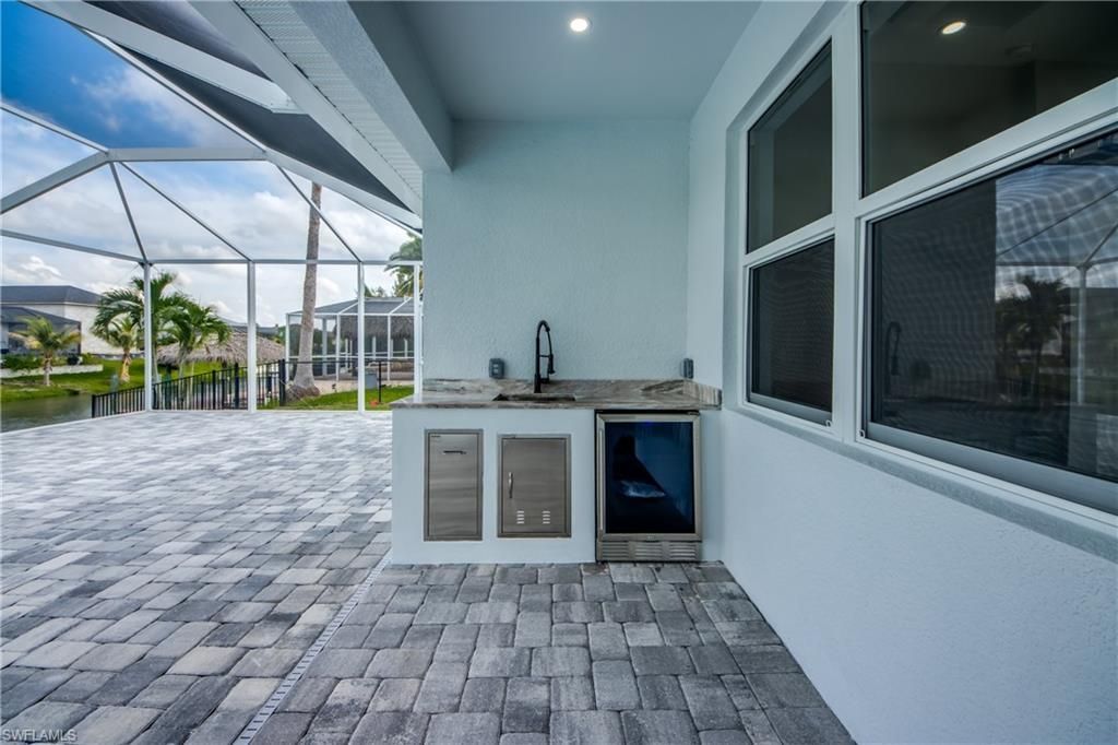 1429 NW 2nd St , Cape Coral, FL 33993 Photo