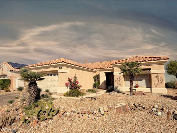 10709 Dover Creek Avenue , Las Vegas, NV 89134