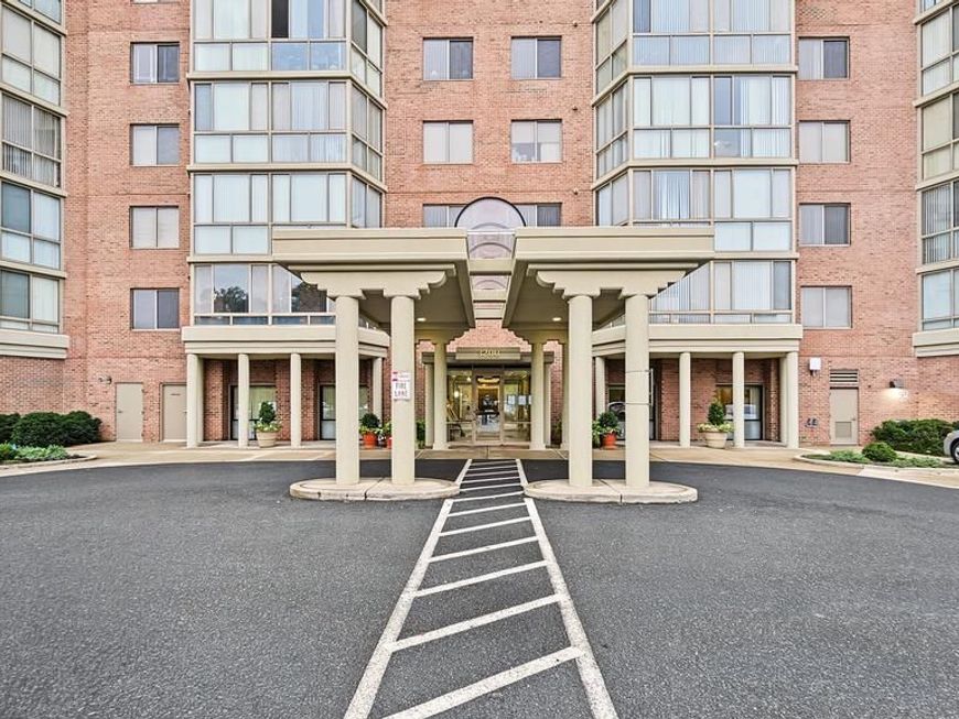 3200 N Leisure World Blvd Boulevard, Unit 904, Silver Spring, MD 20906 Main Photo