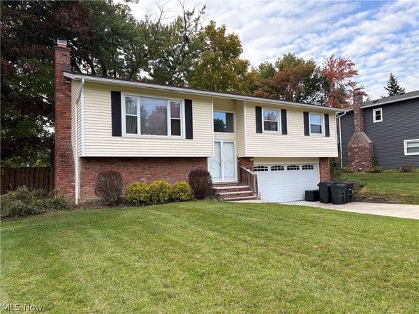 474 Mohawk Trail, Brunswick, OH 44212