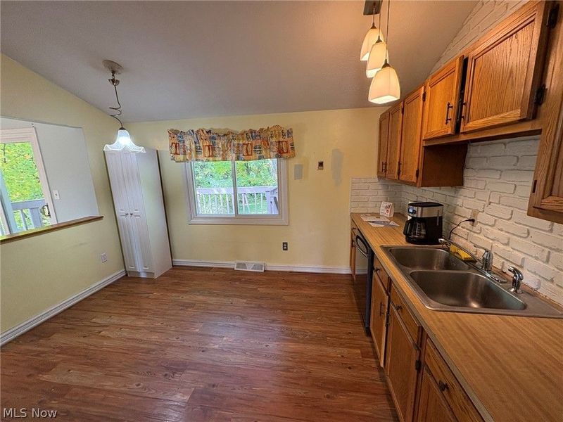 474 Mohawk Trail, Brunswick, OH 44212 Photo 22