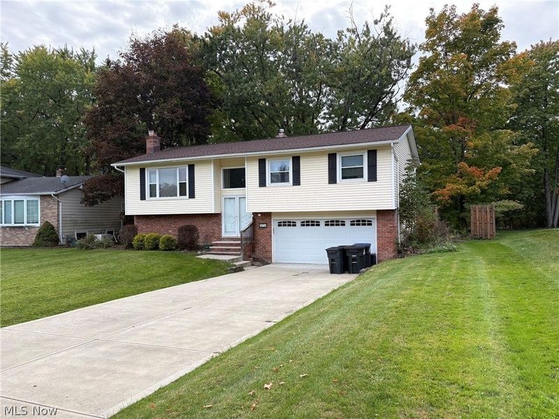 474 Mohawk Trail, Brunswick, OH 44212 Photo 3