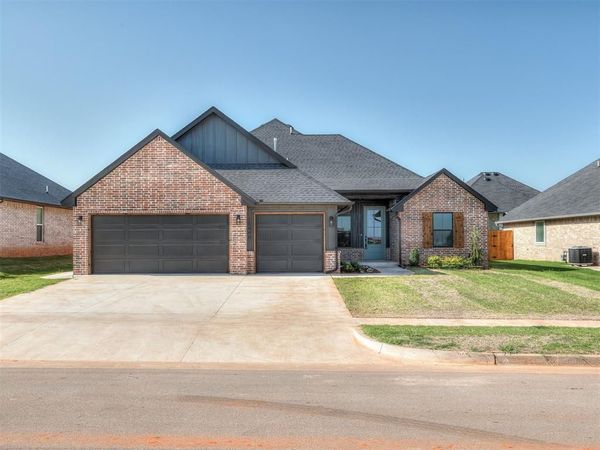 10448 SW 50th Street, Mustang, OK 73064