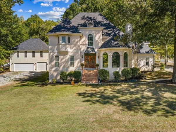 1452 Graham Ave, Tuscumbia, AL 35674