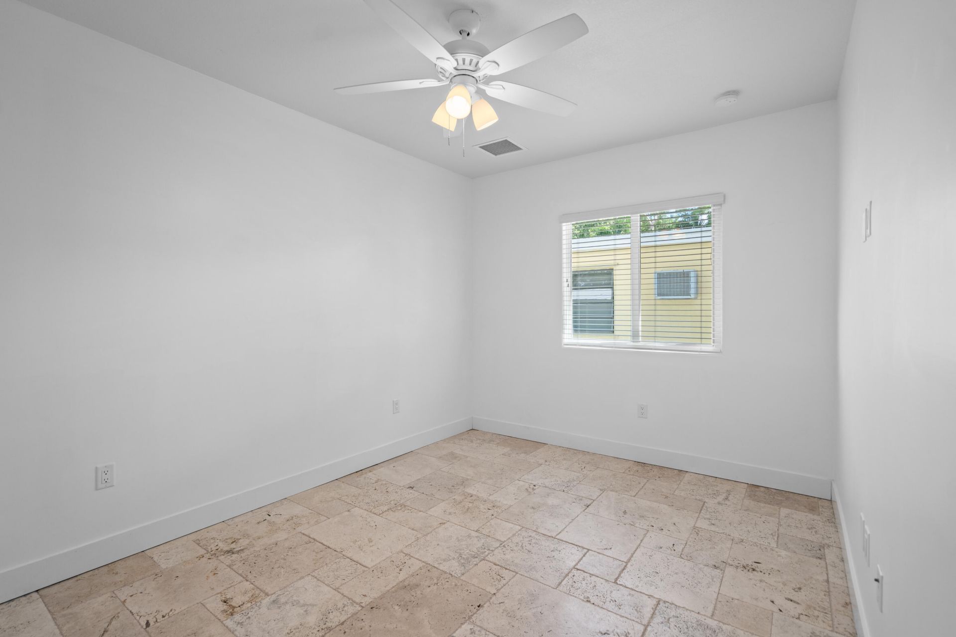 639 Cabrera Street, Key Largo, FL 33037 Photo