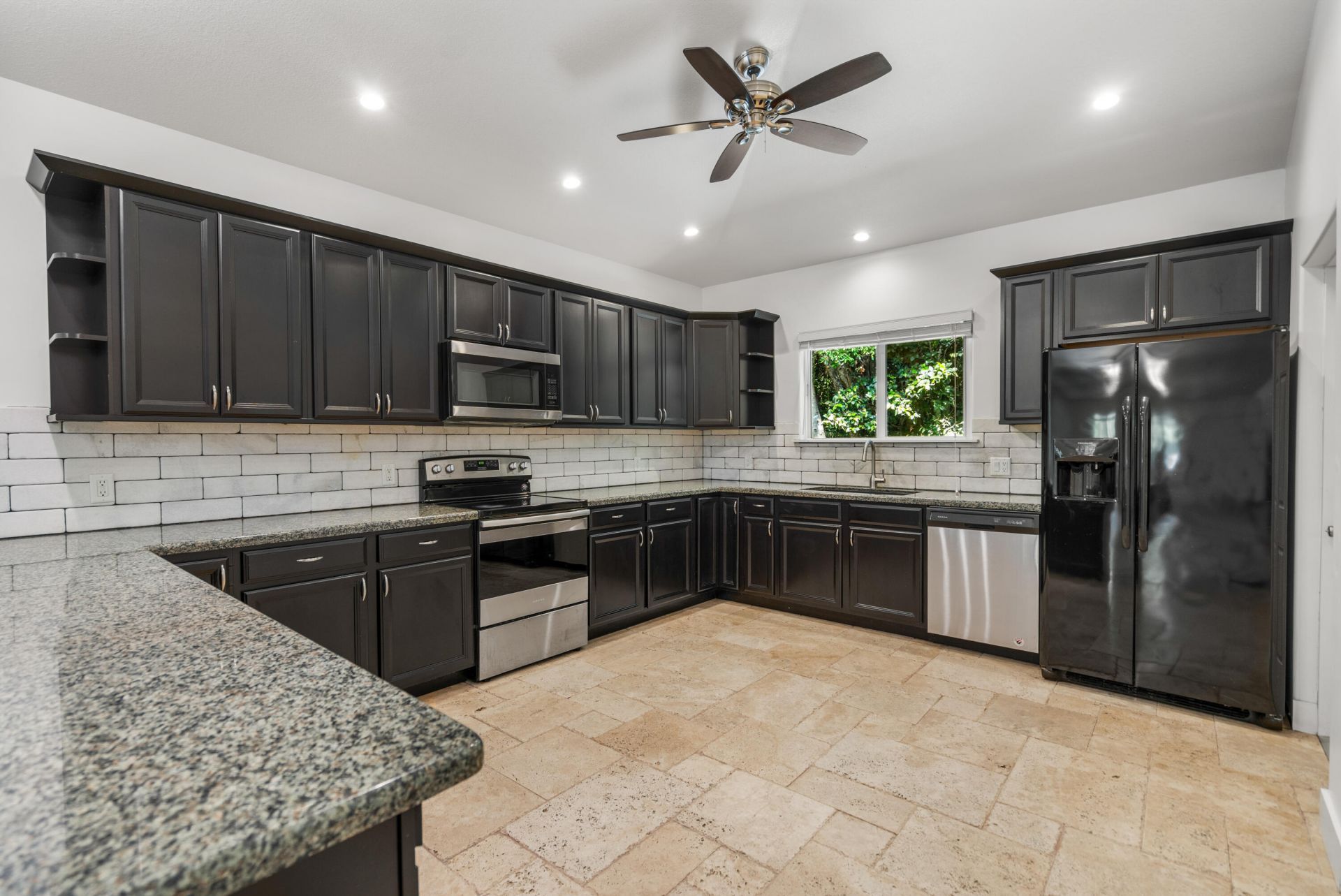 639 Cabrera Street, Key Largo, FL 33037 Photo