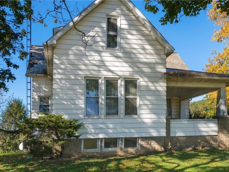 17791 Leatherwood Road, Salesville, OH 43778 Photo 10