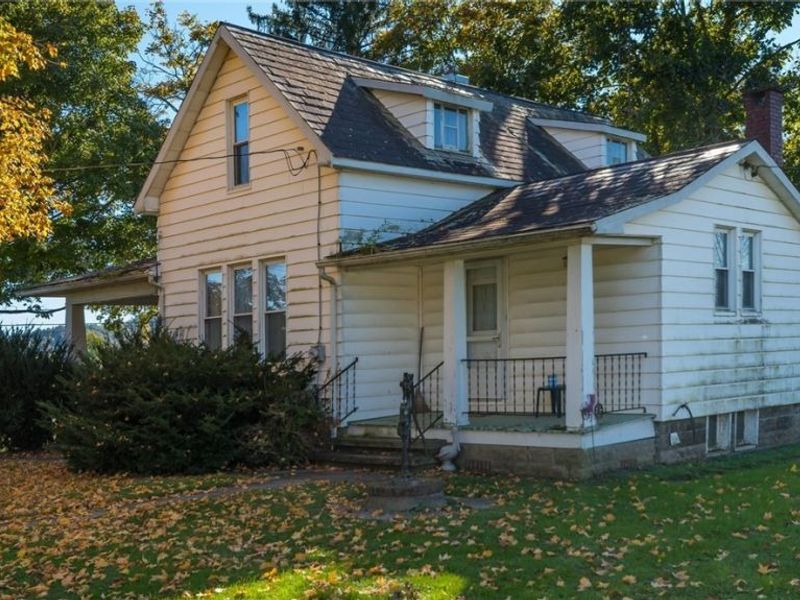 17791 Leatherwood Road, Salesville, OH 43778 Photo 5