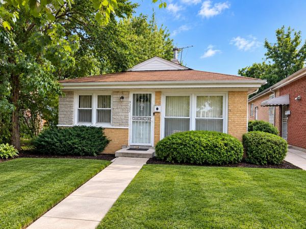 9221 S Perry Avenue , Chicago, IL 60620