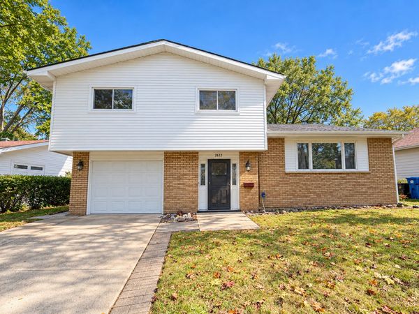 2632 Brnot Avenue , Waukegan, IL 60087