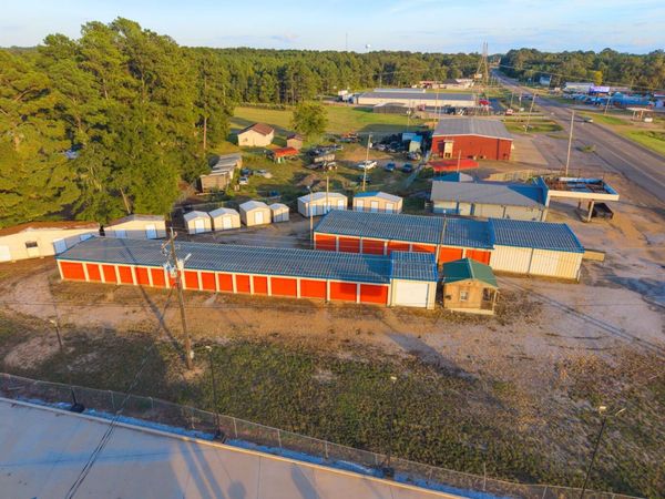 1213 US-278, Amory, MS 38821