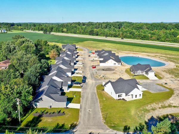 2844 Autumn Lake Drive, Lima, OH 45801