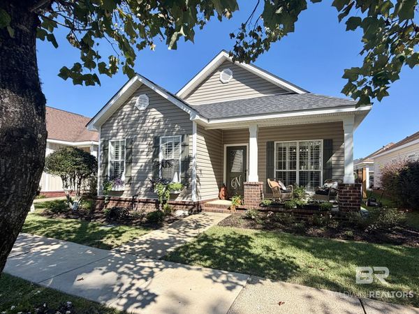 29936 Saint Helen Street, Daphne, AL 36526