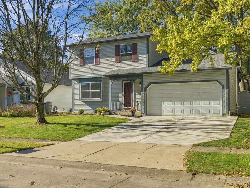4999 Castlerea Court, Columbus, OH 43221 Photo 2