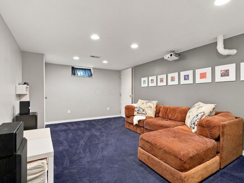 4999 Castlerea Court, Columbus, OH 43221 Photo 26