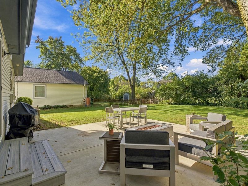 4999 Castlerea Court, Columbus, OH 43221 Photo 30