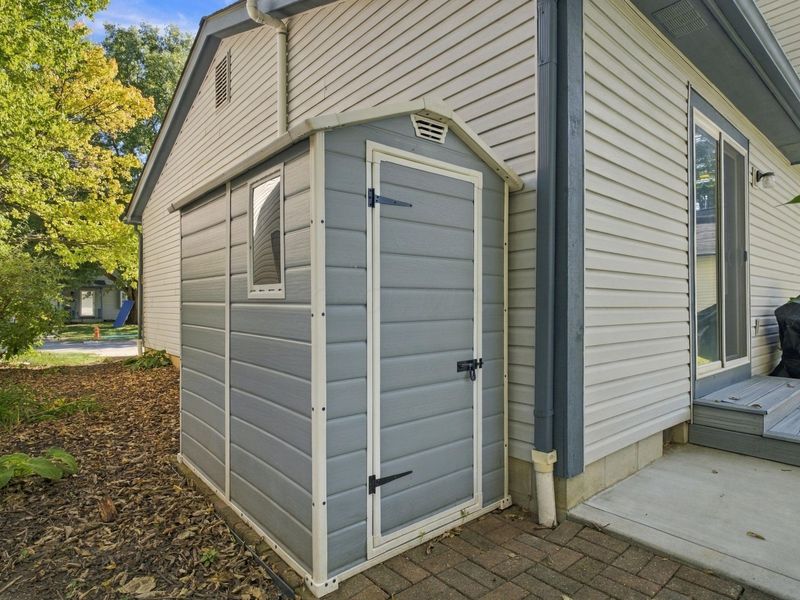 4999 Castlerea Court, Columbus, OH 43221 Photo 34