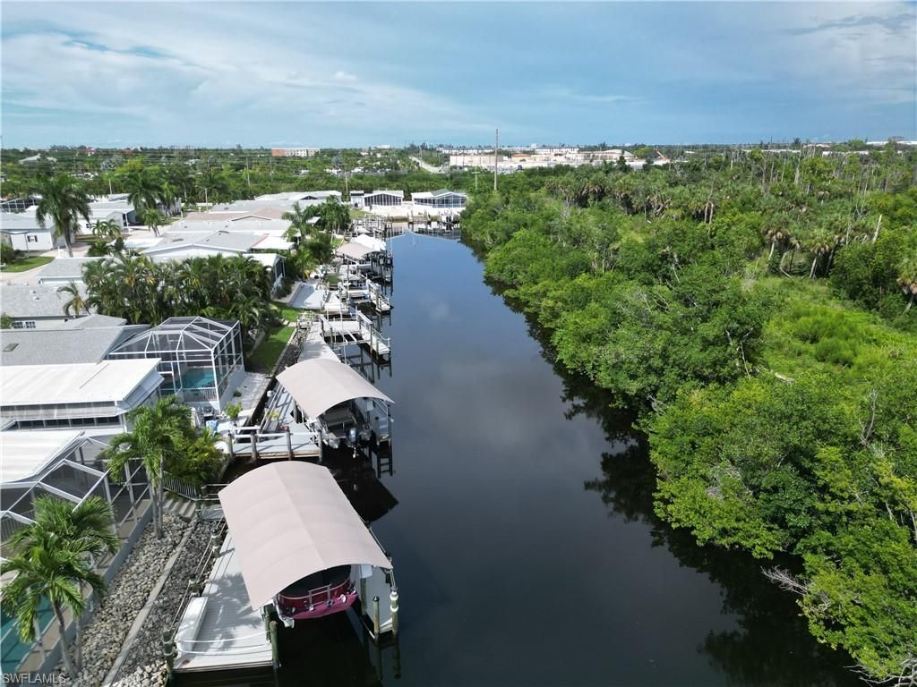 17611 Canal Cove Ct , Fort Myers Beach, FL 33931 Photo