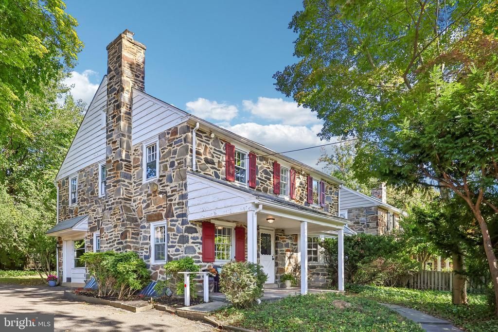 1221 MONTGOMERY AVENUE, WYNNEWOOD, PA 19096