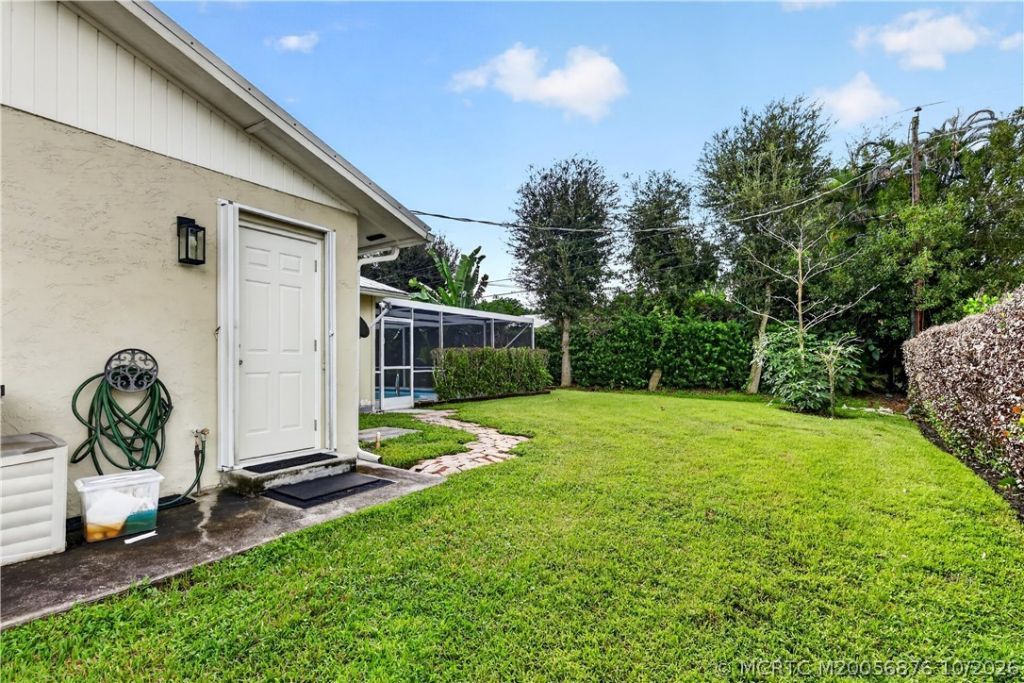 908 SW 36th Terrace, Palm City, FL 34990 Photo