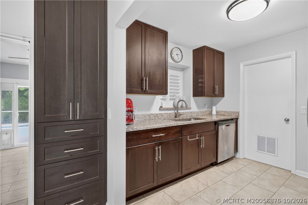 908 SW 36th Terrace, Palm City, FL 34990 Photo