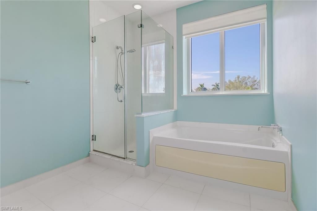3000 Oasis Grand Blvd , Unit 401, Fort Myers, FL 33916 Photo