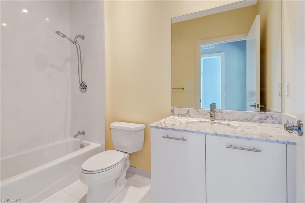 3000 Oasis Grand Blvd , Unit 401, Fort Myers, FL 33916 Photo