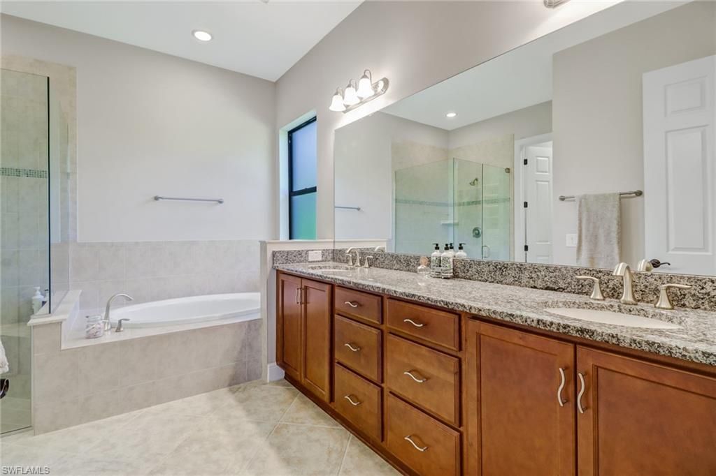 3000 Oasis Grand Blvd , Unit 401, Fort Myers, FL 33916 Photo