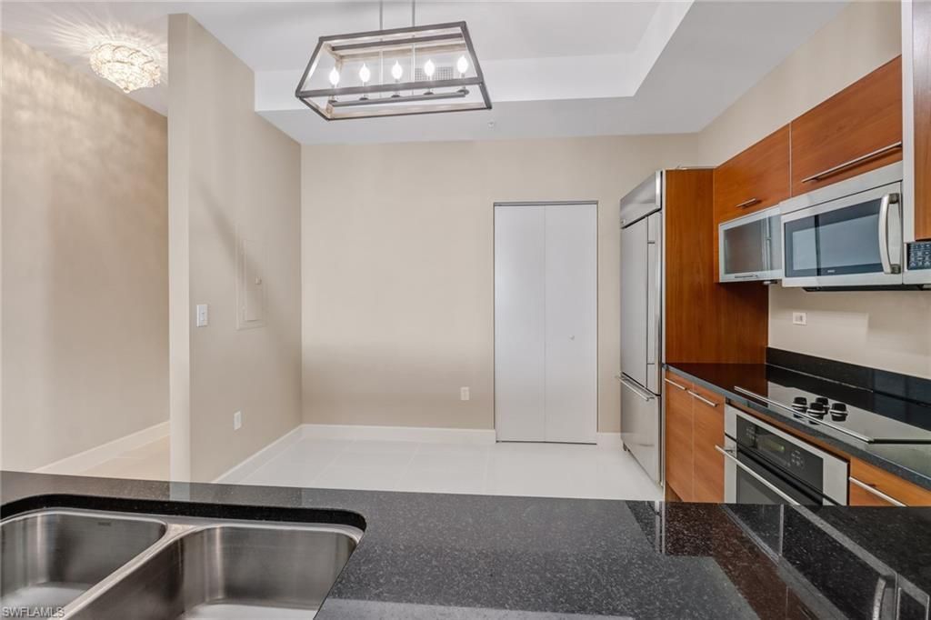 3000 Oasis Grand Blvd , Unit 401, Fort Myers, FL 33916 Photo