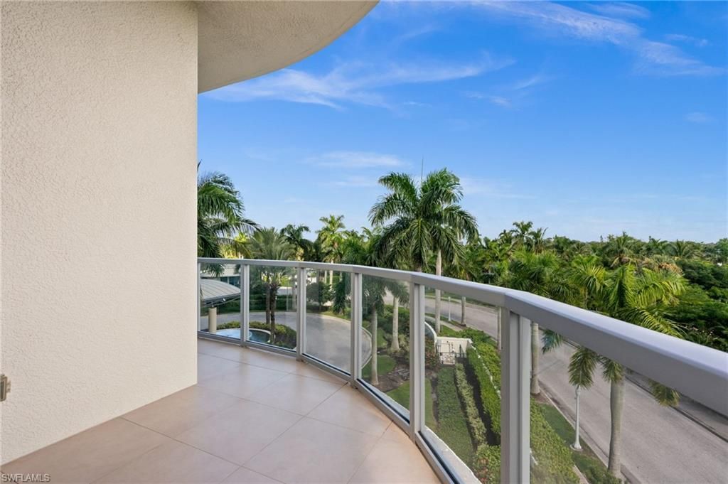3000 Oasis Grand Blvd , Unit 401, Fort Myers, FL 33916 Photo