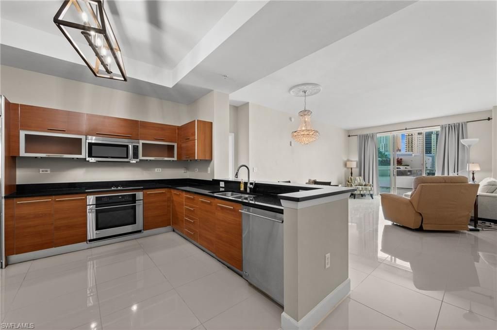 3000 Oasis Grand Blvd , Unit 401, Fort Myers, FL 33916 Photo