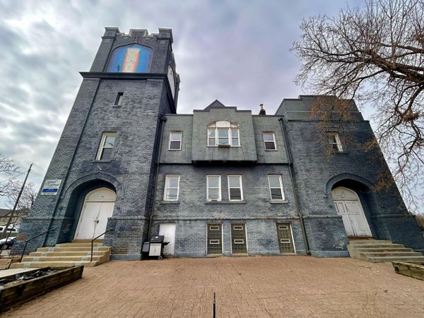 1001 Penn Avenue N, Minneapolis, MN 55411