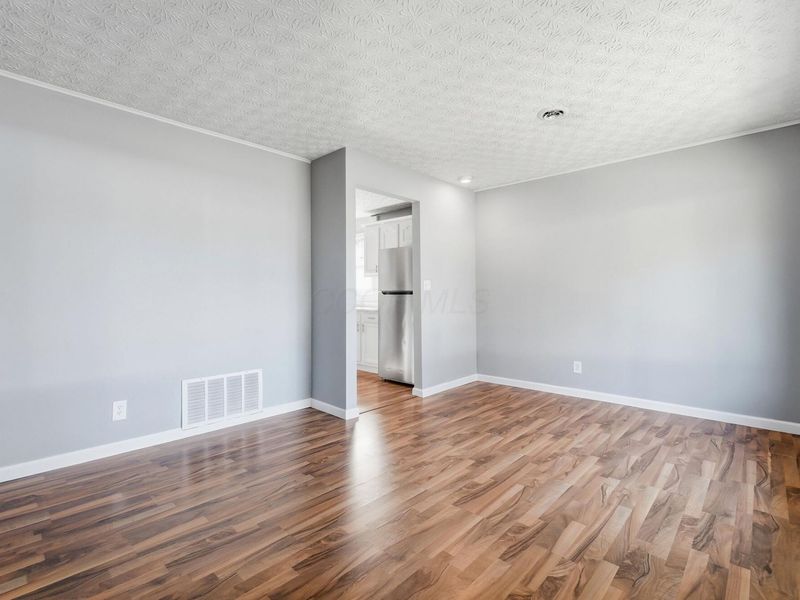 266 S Yearling Road, Columbus, OH 43213 Photo 7