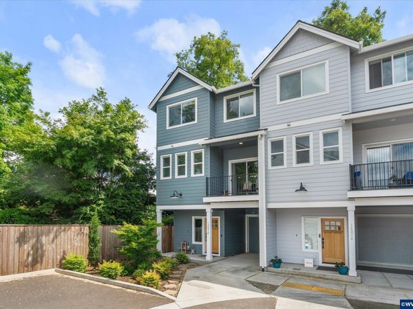 12076 SE Harold St, Portland, OR 97226