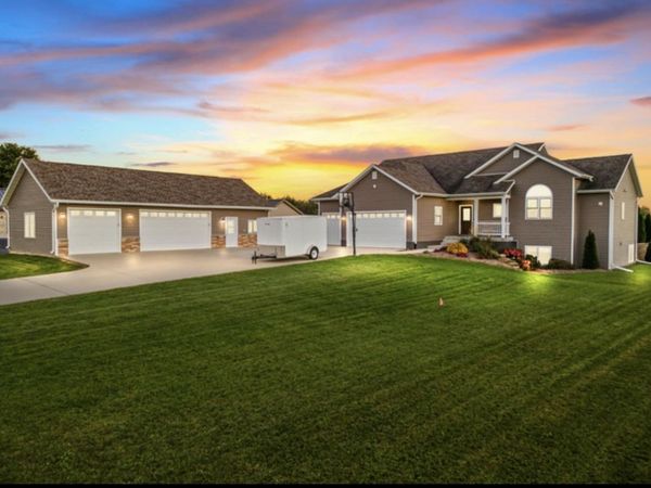2085 Branch Road, Sun Prairie, WI 53590