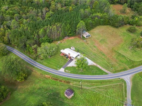 374 Tom Cook Road , Mount Airy, NC 27030