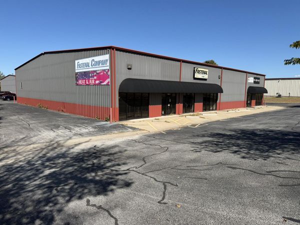123 Industrial Park Drive, Unit 123 A, B,, Hollister, MO 65672
