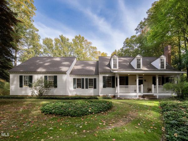 45 Tabor Road, Halfmoon, NY 12118