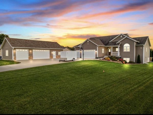 2085 Branch Road, Sun Prairie, WI 53590