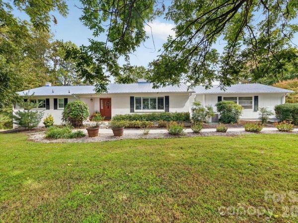 2086 Old Mountain Road , Statesville, NC 28625