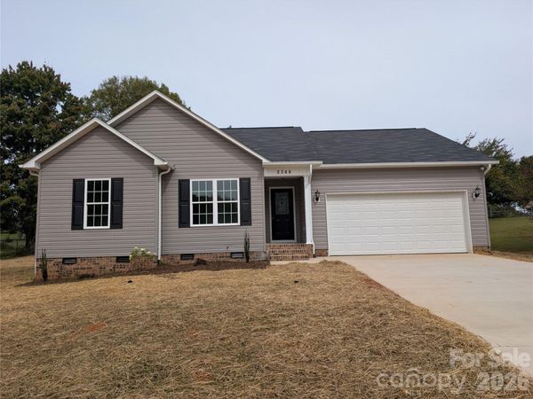 2746 Magnolia Street , Conover, NC 28613