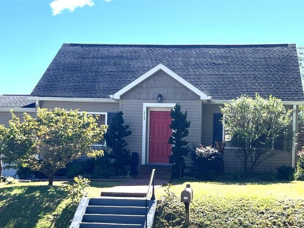 213 Erwin Street, Morganton, NC 28655