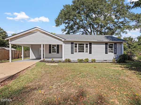 301 Fourth Street , Henderson, TN 38340