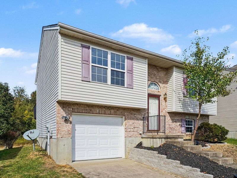 708 Ackerly Drive, Independence, KY 41051 Photo 2