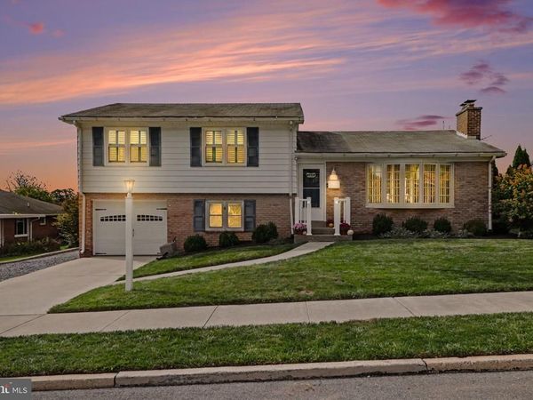 416 BERRYHILL ROAD, HARRISBURG, PA 17109