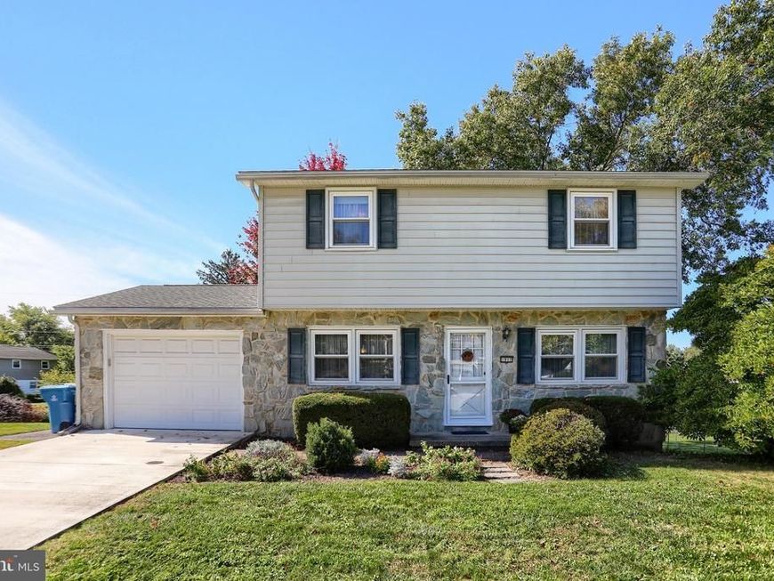 1912 Esther Drive, Carlisle, PA 17013 Main Photo