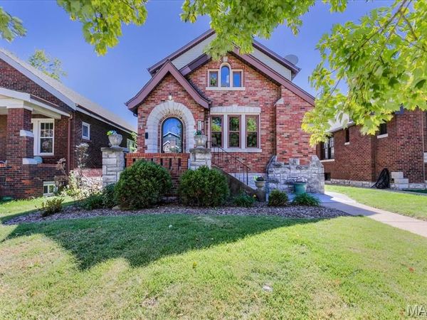 5746 Milentz Avenue, St Louis, MO 63109