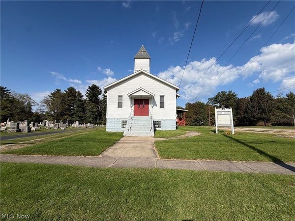 522 N Canal Street , Newton Falls, OH 44444